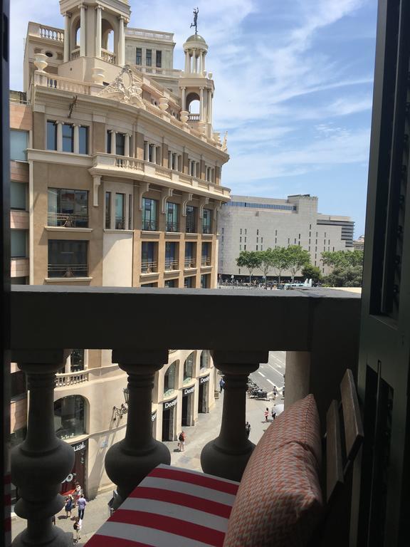 ホテル ギネブラ バルセロナ エクステリア 写真